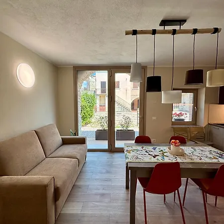 Le Rondini Apartman *